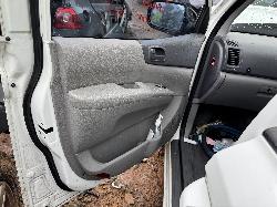 View KIA CARNIVAL/GRAND CARNIVAL 2012 4 Door Station Wagon Breaking