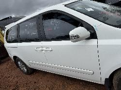 View KIA CARNIVAL/GRAND CARNIVAL 2012 4 Door Station Wagon Breaking