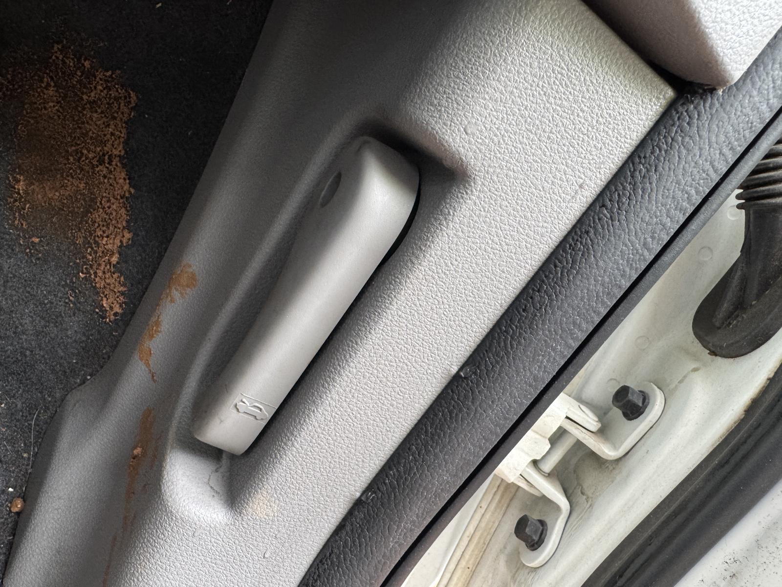 View KIA CARNIVAL/GRAND CARNIVAL 2012 4 Door Station Wagon Breaking