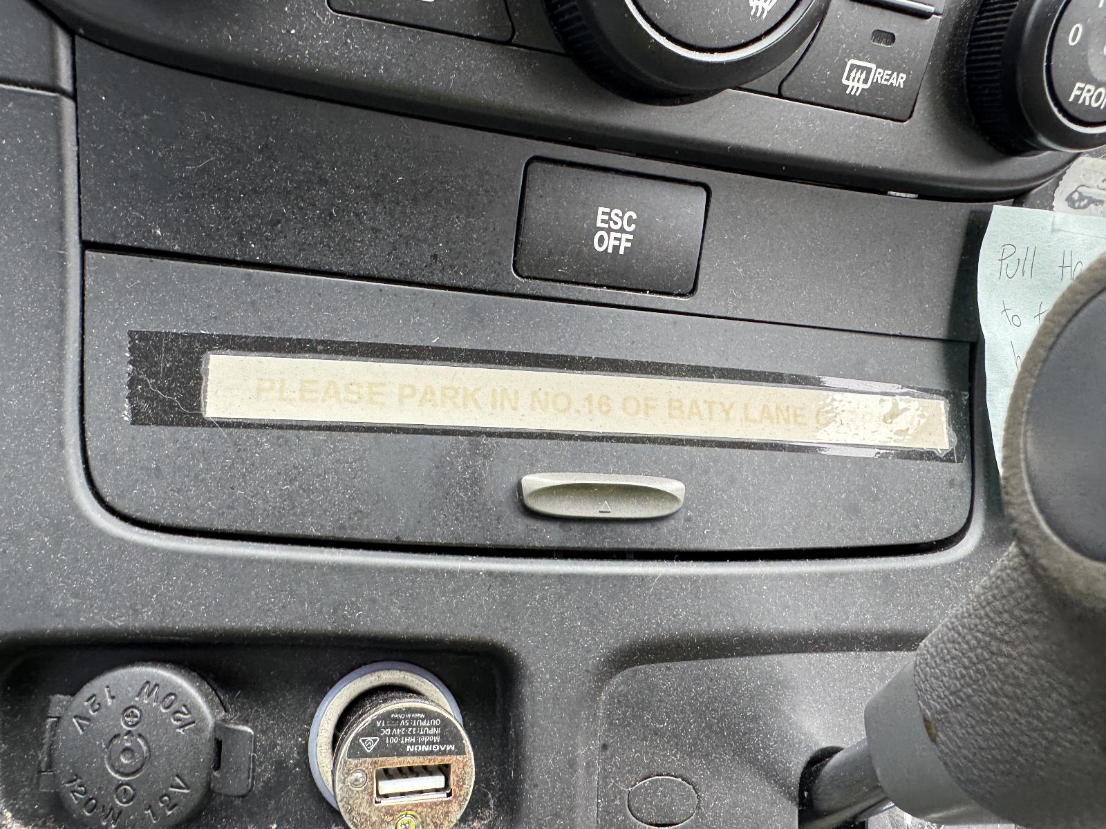 View KIA CARNIVAL/GRAND CARNIVAL 2012 4 Door Station Wagon Breaking