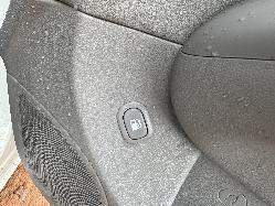 View KIA CARNIVAL/GRAND CARNIVAL 2012 4 Door Station Wagon Breaking