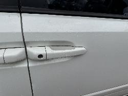 View KIA CARNIVAL/GRAND CARNIVAL 2012 4 Door Station Wagon Breaking