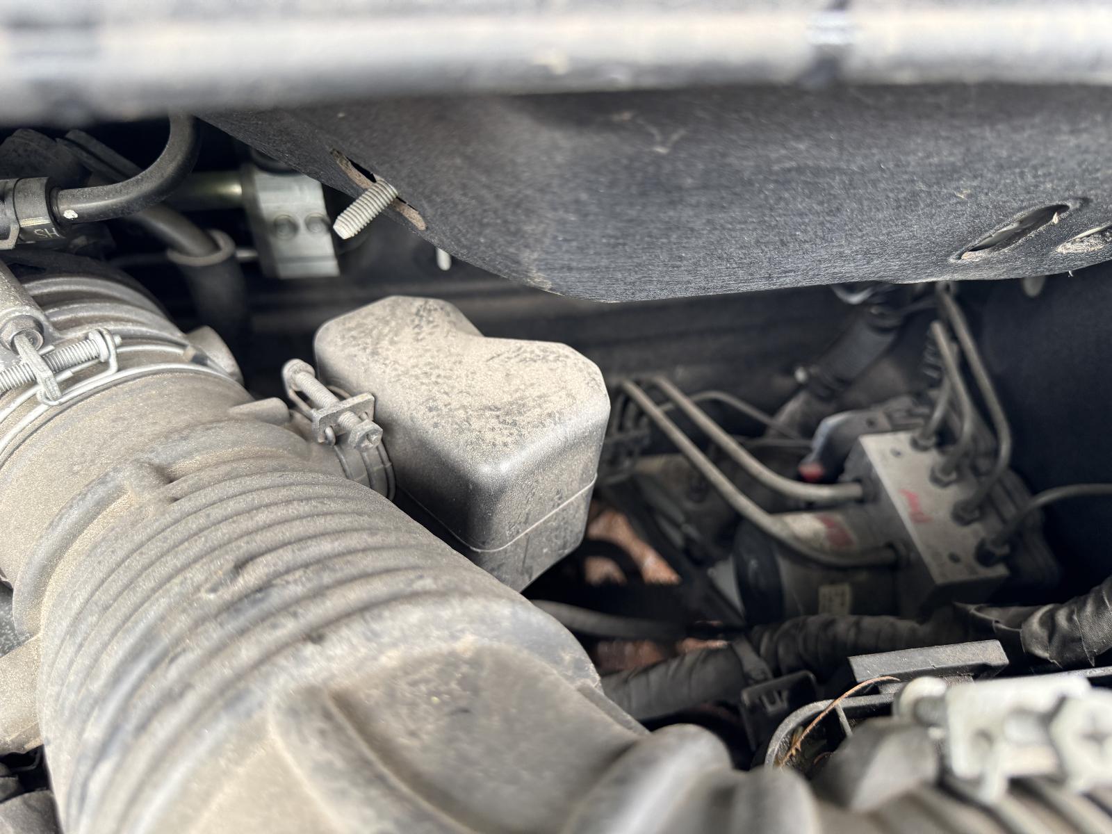 View KIA CARNIVAL/GRAND CARNIVAL 2012 4 Door Station Wagon Breaking