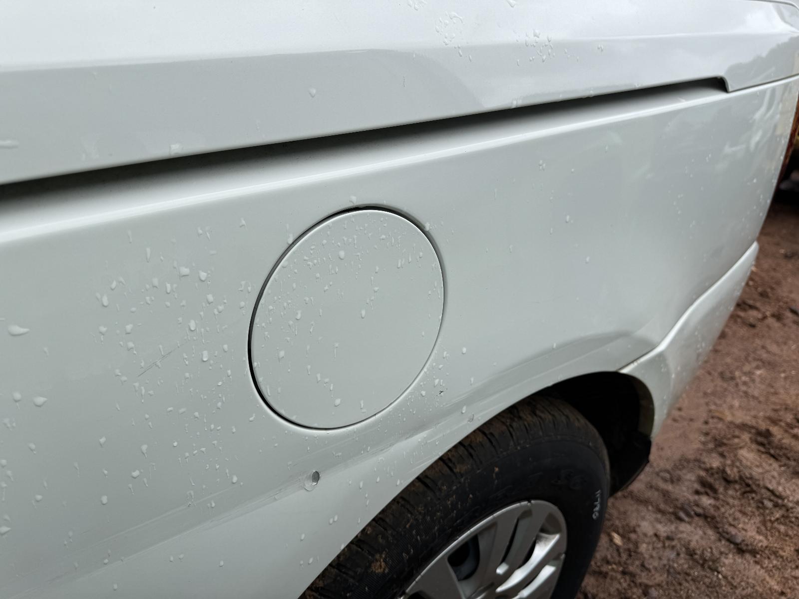 View KIA CARNIVAL/GRAND CARNIVAL 2012 4 Door Station Wagon Breaking