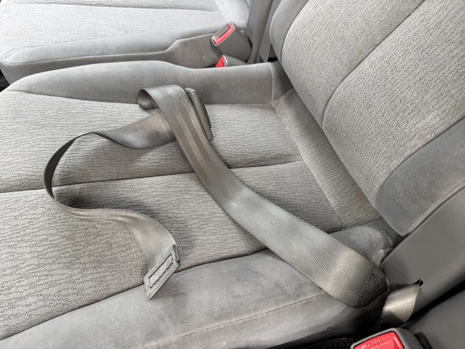 View KIA CARNIVAL/GRAND CARNIVAL 2012 4 Door Station Wagon Breaking