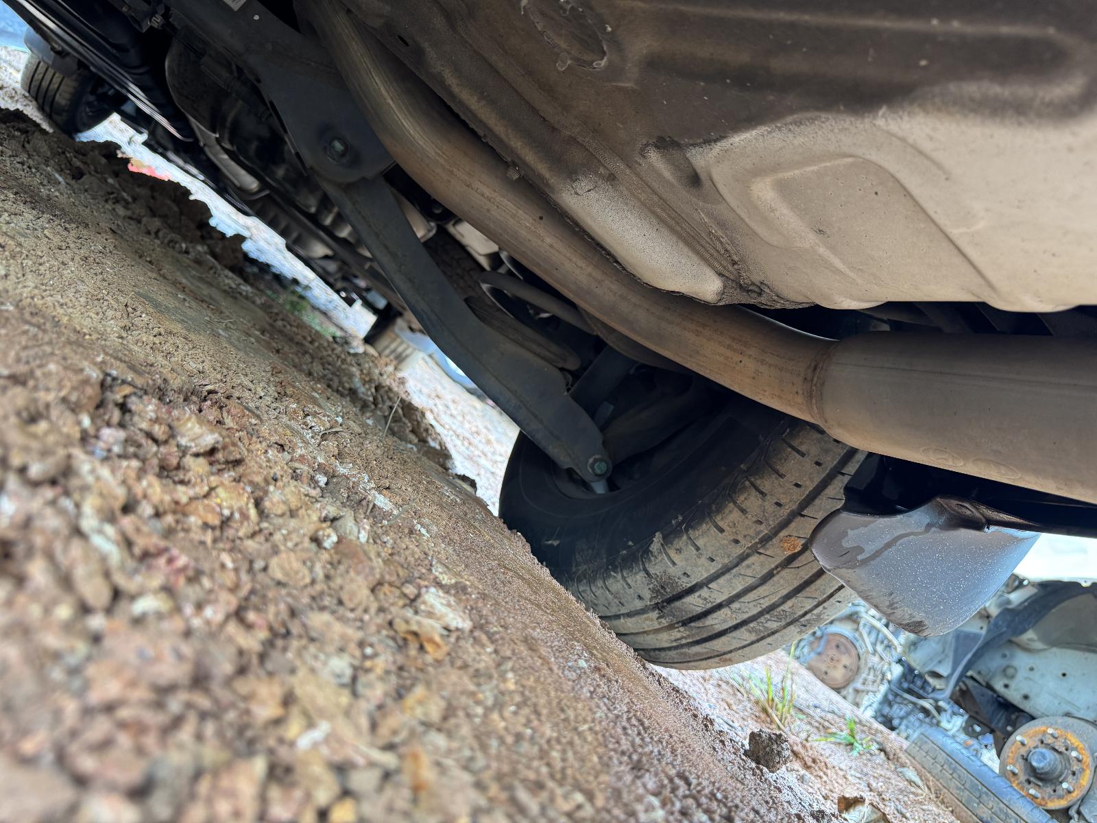 View KIA CARNIVAL/GRAND CARNIVAL 2012 4 Door Station Wagon Breaking
