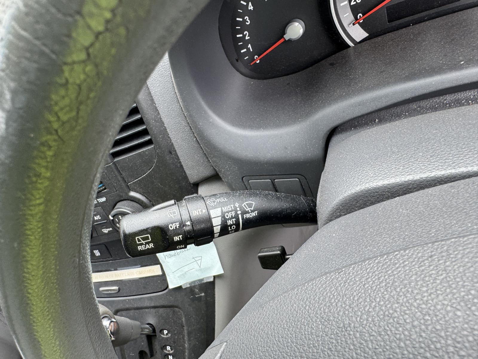 View KIA CARNIVAL/GRAND CARNIVAL 2012 4 Door Station Wagon Breaking