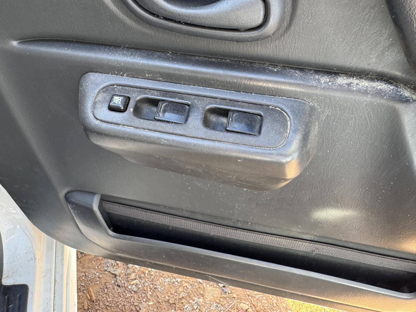 View SUZUKI JIMNY 2011 2 Door Station Wagon Breaking