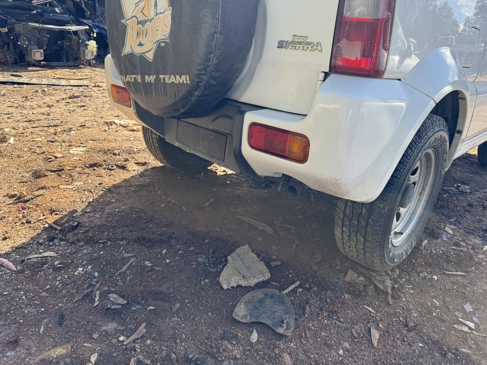 View SUZUKI JIMNY 2011 2 Door Station Wagon Breaking