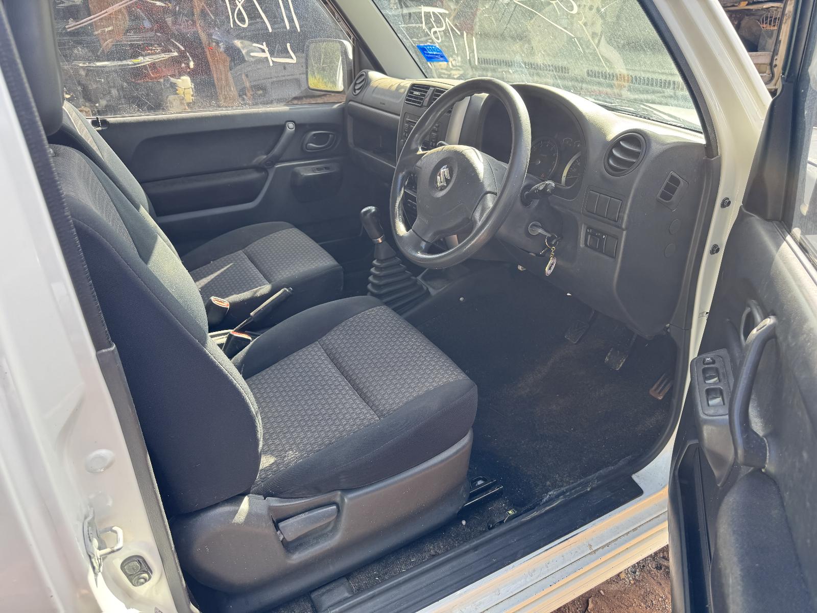 View SUZUKI JIMNY 2011 2 Door Station Wagon Breaking