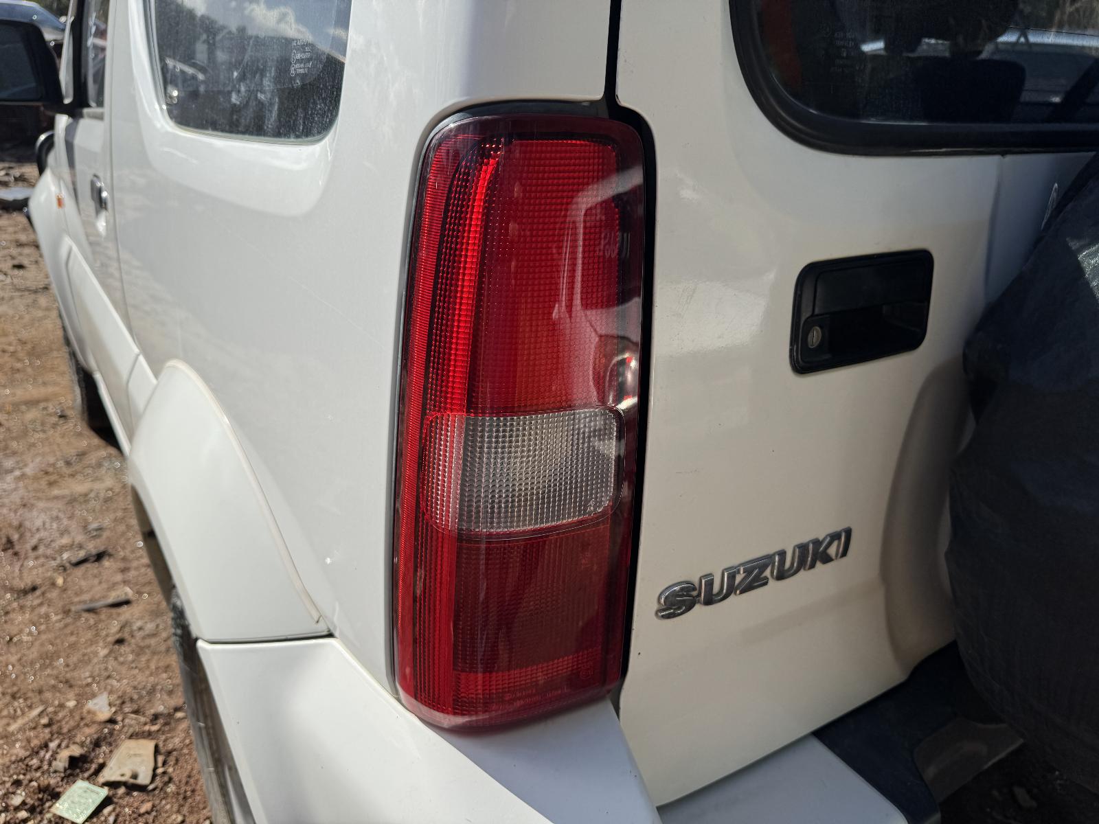 View SUZUKI JIMNY 2011 2 Door Station Wagon Breaking