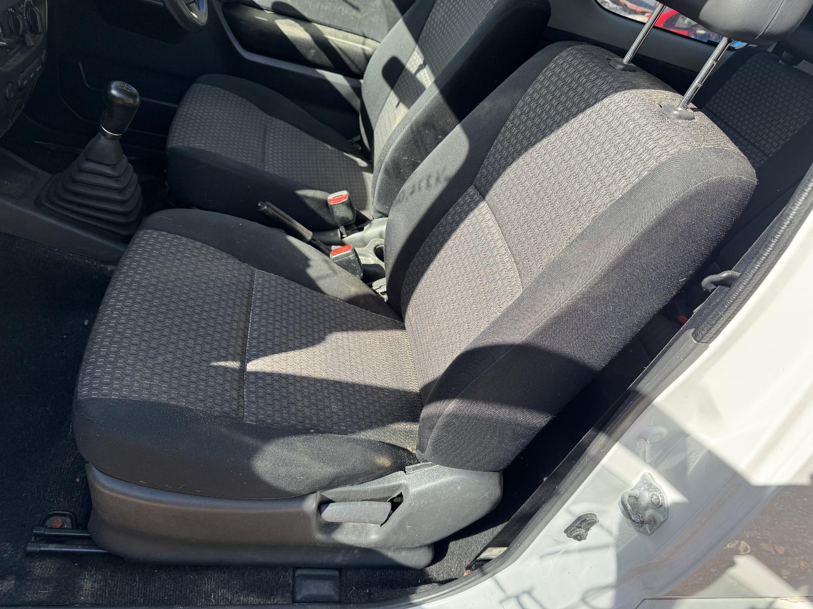View SUZUKI JIMNY 2011 2 Door Station Wagon Breaking