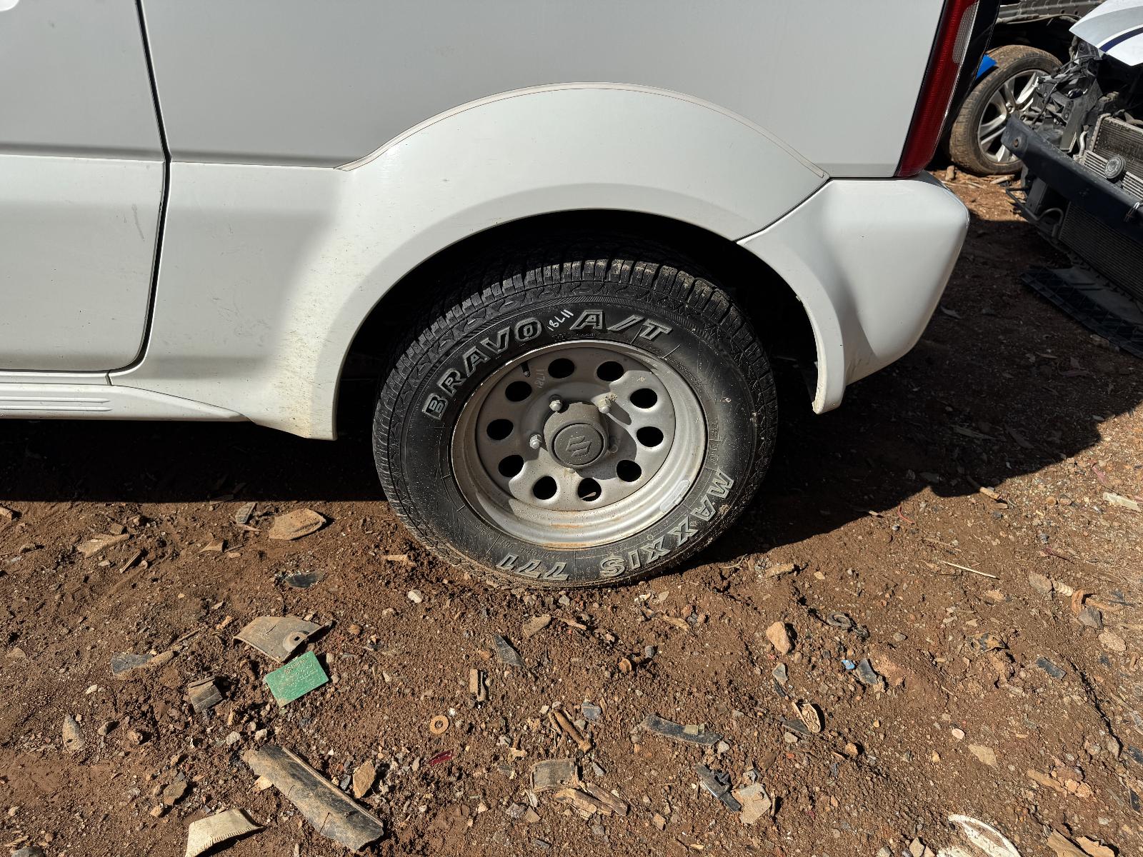 View SUZUKI JIMNY 2011 2 Door Station Wagon Breaking