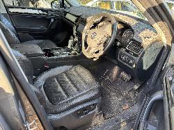 View VOLKSWAGEN TOUAREG 2012 5 Door Station Wagon Breaking