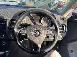 View VOLKSWAGEN TOUAREG 2012 5 Door Station Wagon Breaking