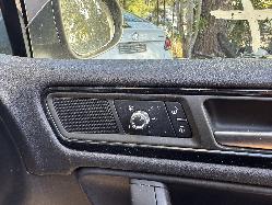 View VOLKSWAGEN TOUAREG 2012 5 Door Station Wagon Breaking