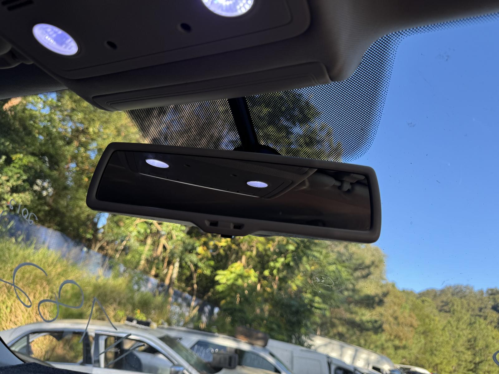 View VOLKSWAGEN TOUAREG 2012 5 Door Station Wagon Breaking