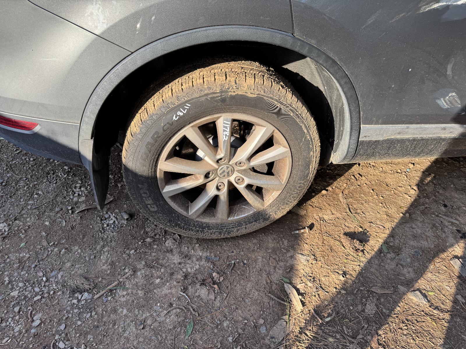 View VOLKSWAGEN TOUAREG 2012 5 Door Station Wagon Breaking