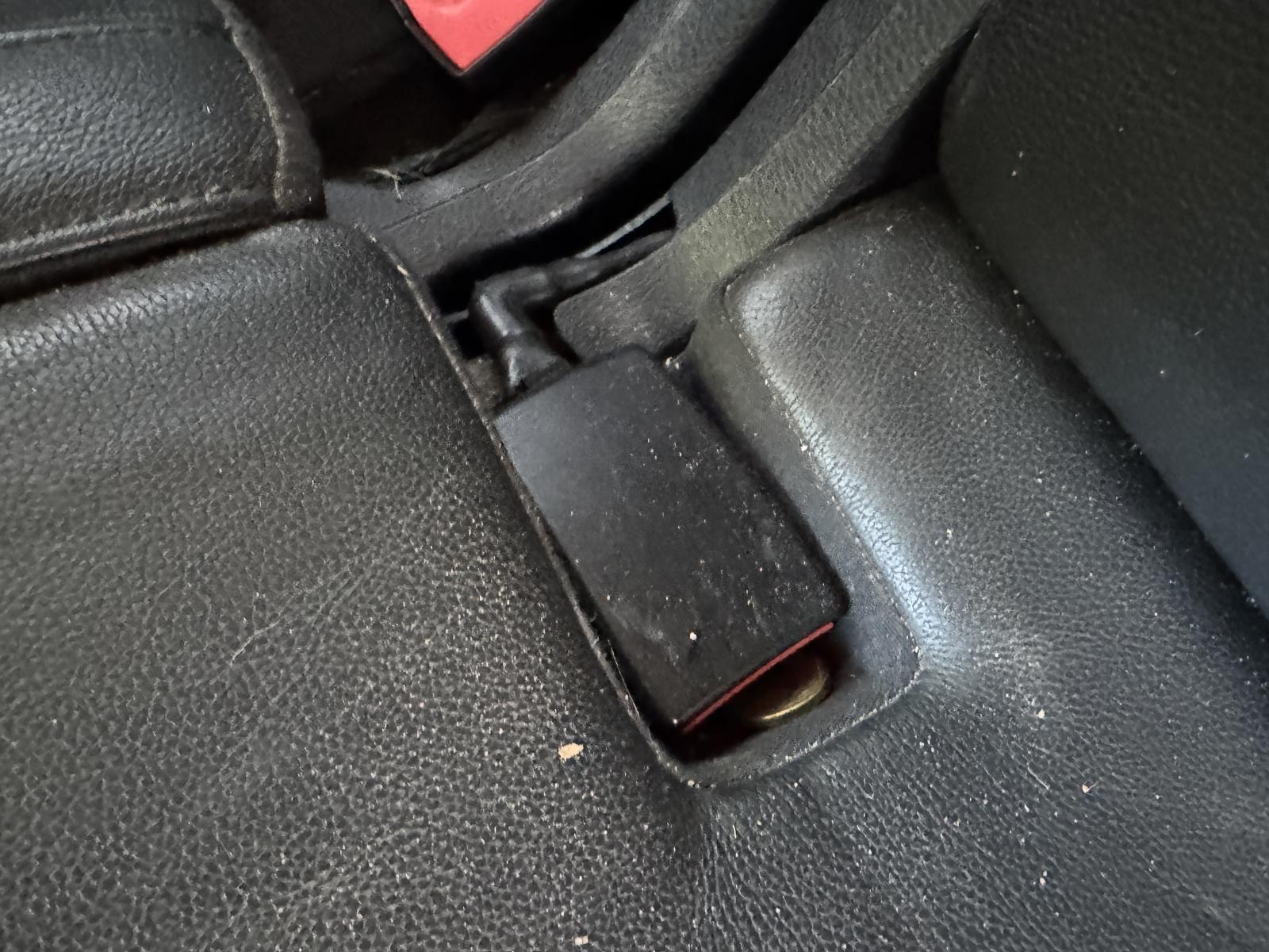 View VOLKSWAGEN TOUAREG 2012 5 Door Station Wagon Breaking