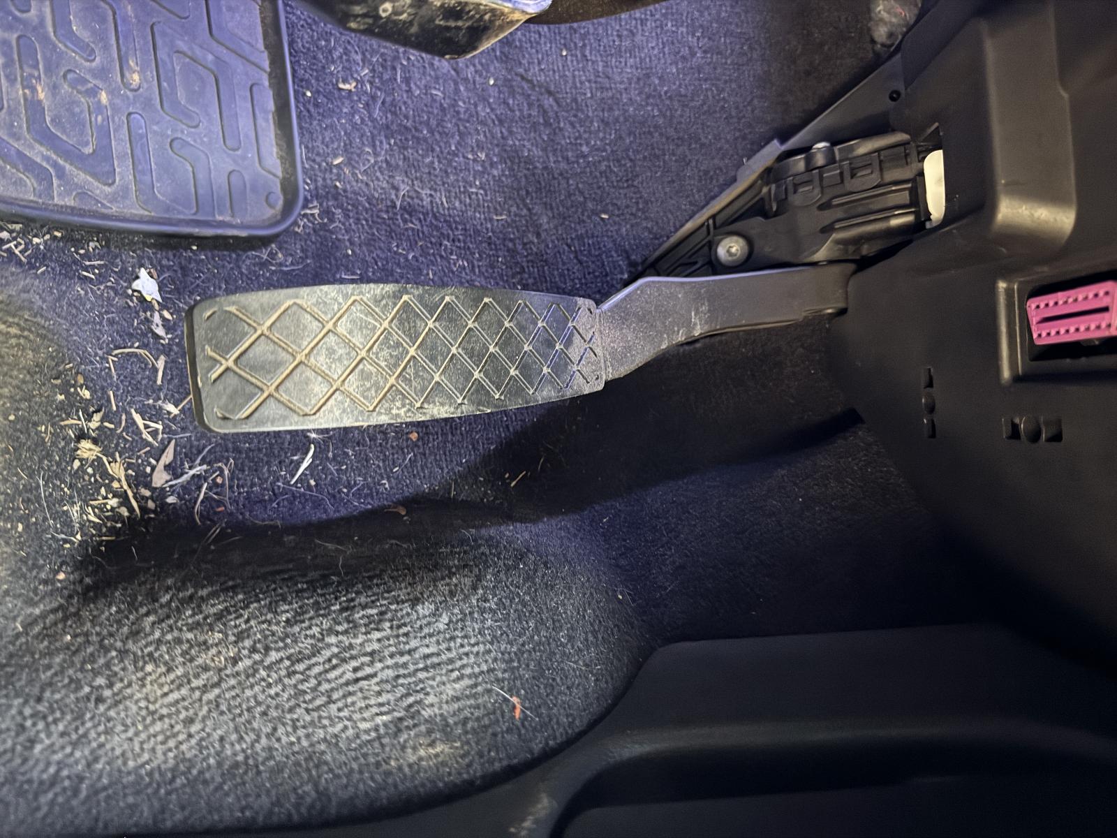 View VOLKSWAGEN TOUAREG 2012 5 Door Station Wagon Breaking