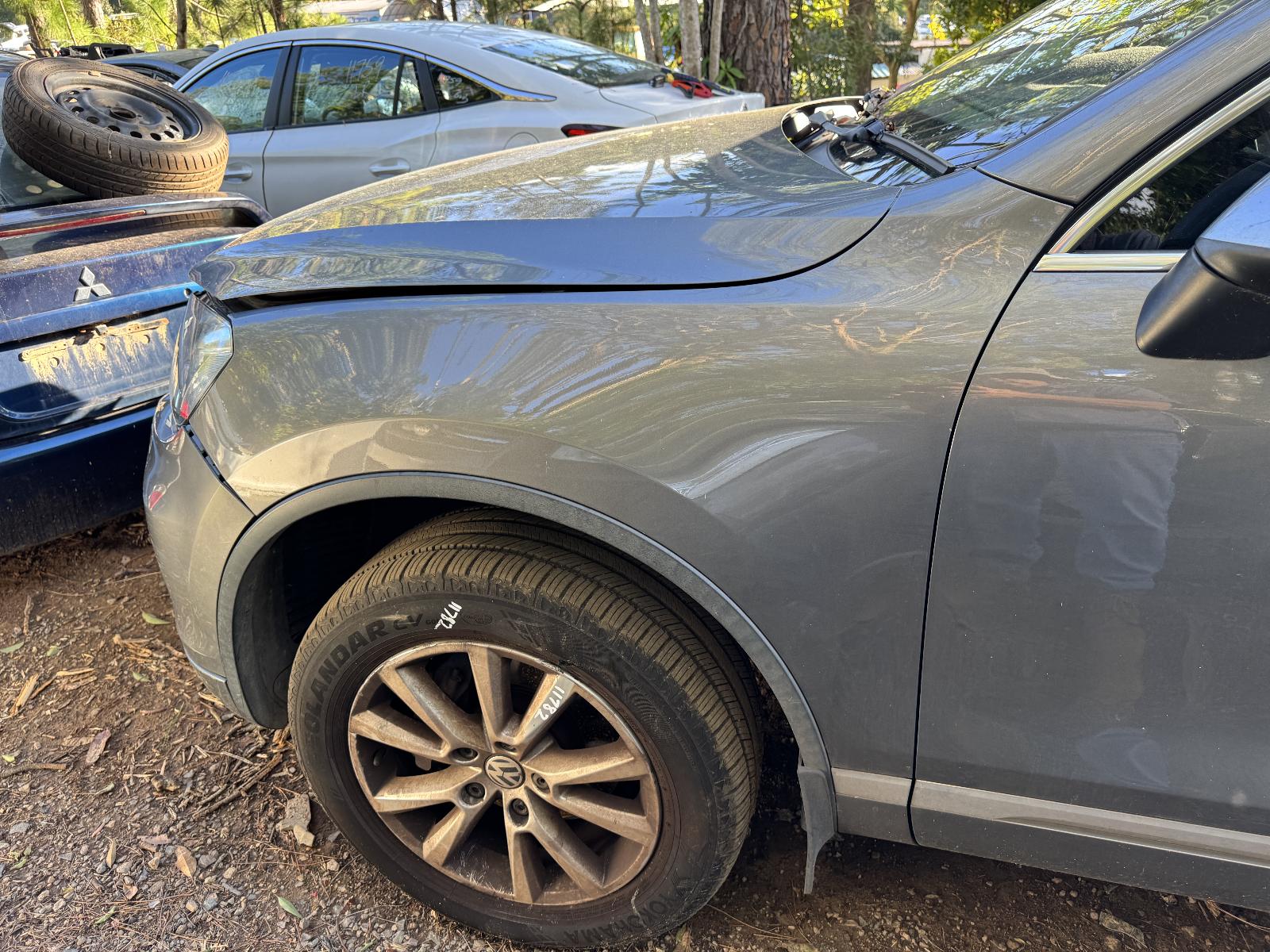 View VOLKSWAGEN TOUAREG 2012 5 Door Station Wagon Breaking