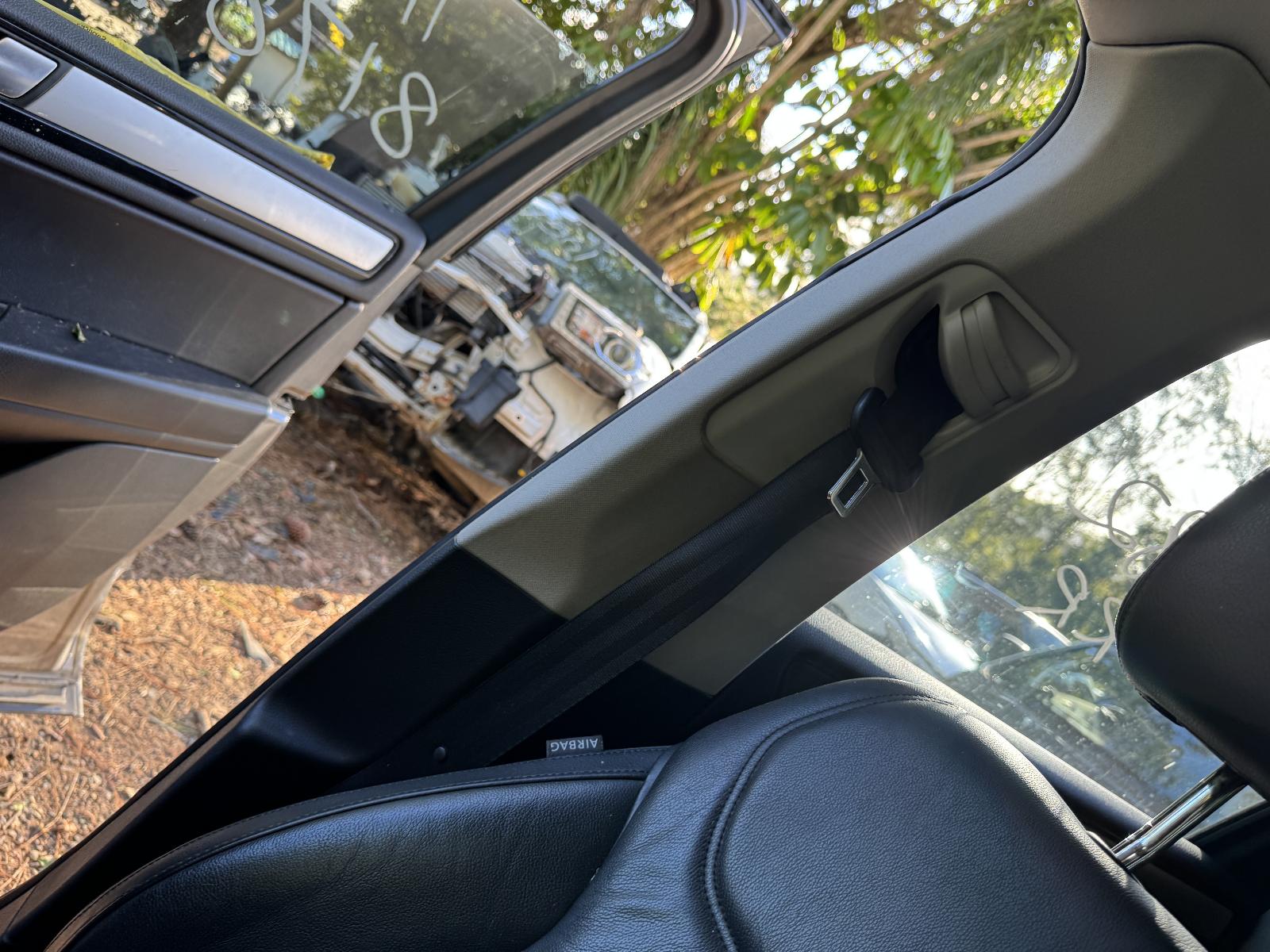View VOLKSWAGEN TOUAREG 2012 5 Door Station Wagon Breaking