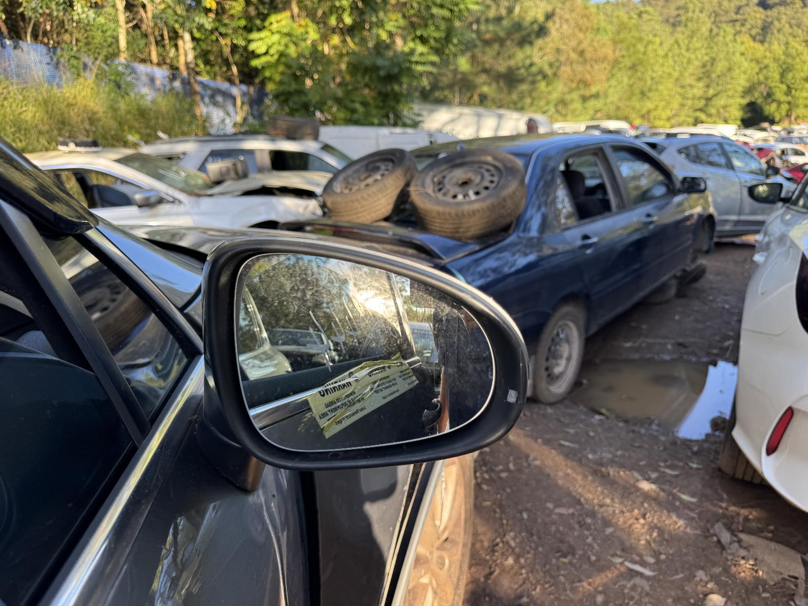 View VOLKSWAGEN TOUAREG 2012 5 Door Station Wagon Breaking