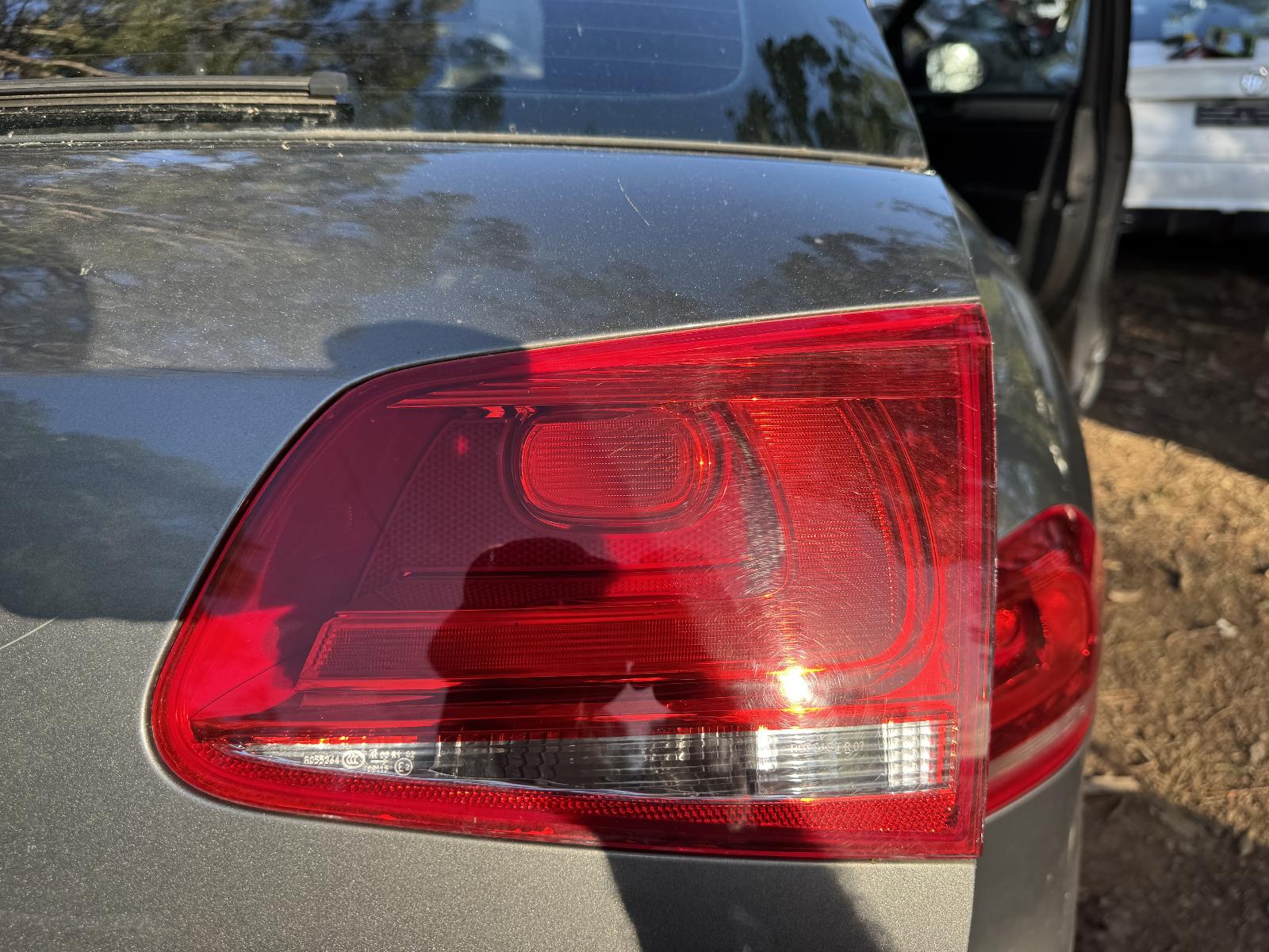 View VOLKSWAGEN TOUAREG 2012 5 Door Station Wagon Breaking
