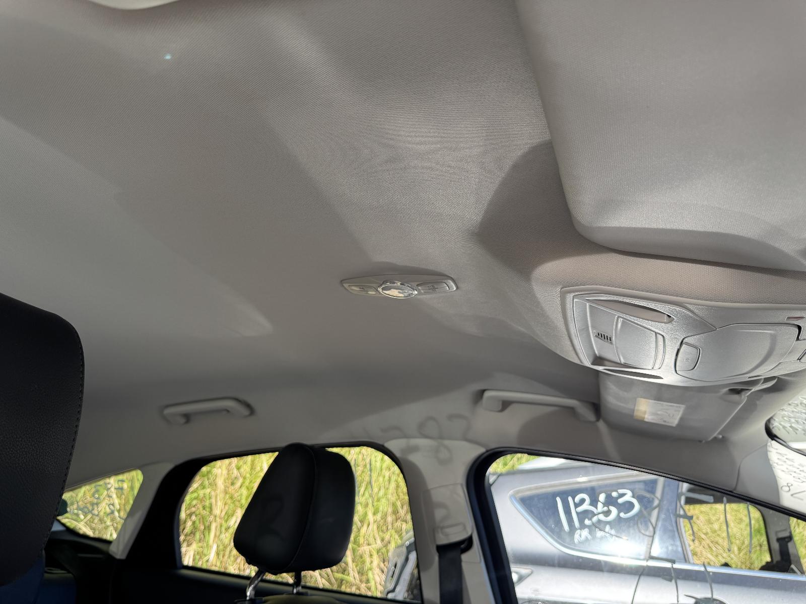 View FORD FOCUS 2015 4 Door Hatchback Breaking
