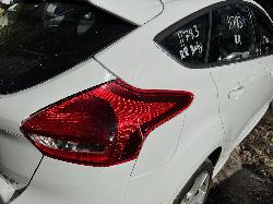 View FORD FOCUS 2015 4 Door Hatchback Breaking