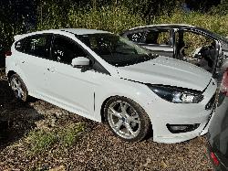 View FORD FOCUS 2015 4 Door Hatchback Breaking