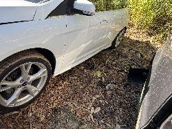 View FORD FOCUS 2015 4 Door Hatchback Breaking