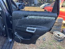 View HOLDEN CAPTIVA 2013 5 Door Station Wagon Breaking