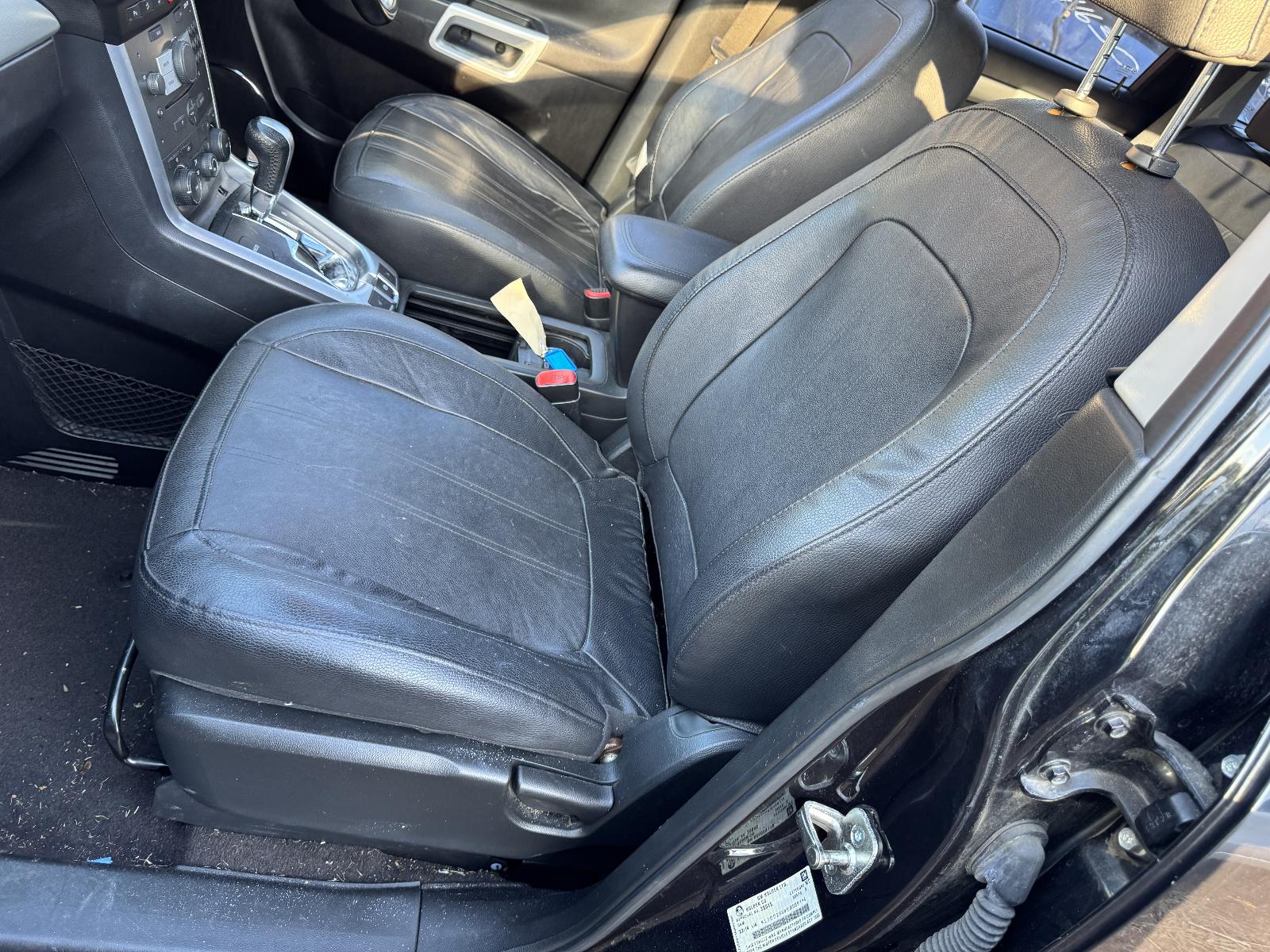 View HOLDEN CAPTIVA 2013 5 Door Station Wagon Breaking