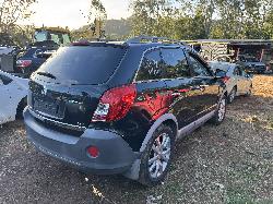 View HOLDEN CAPTIVA 2013 5 Door Station Wagon Breaking