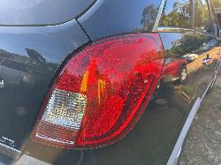 View HOLDEN CAPTIVA 2013 5 Door Station Wagon Breaking