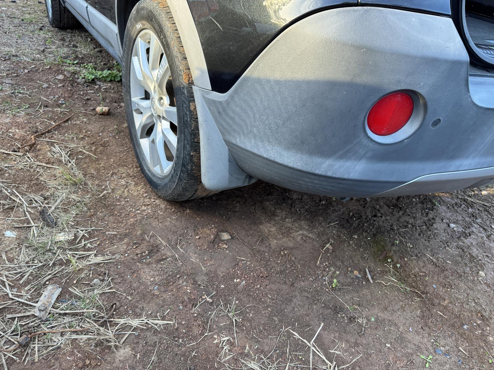 View HOLDEN CAPTIVA 2013 5 Door Station Wagon Breaking