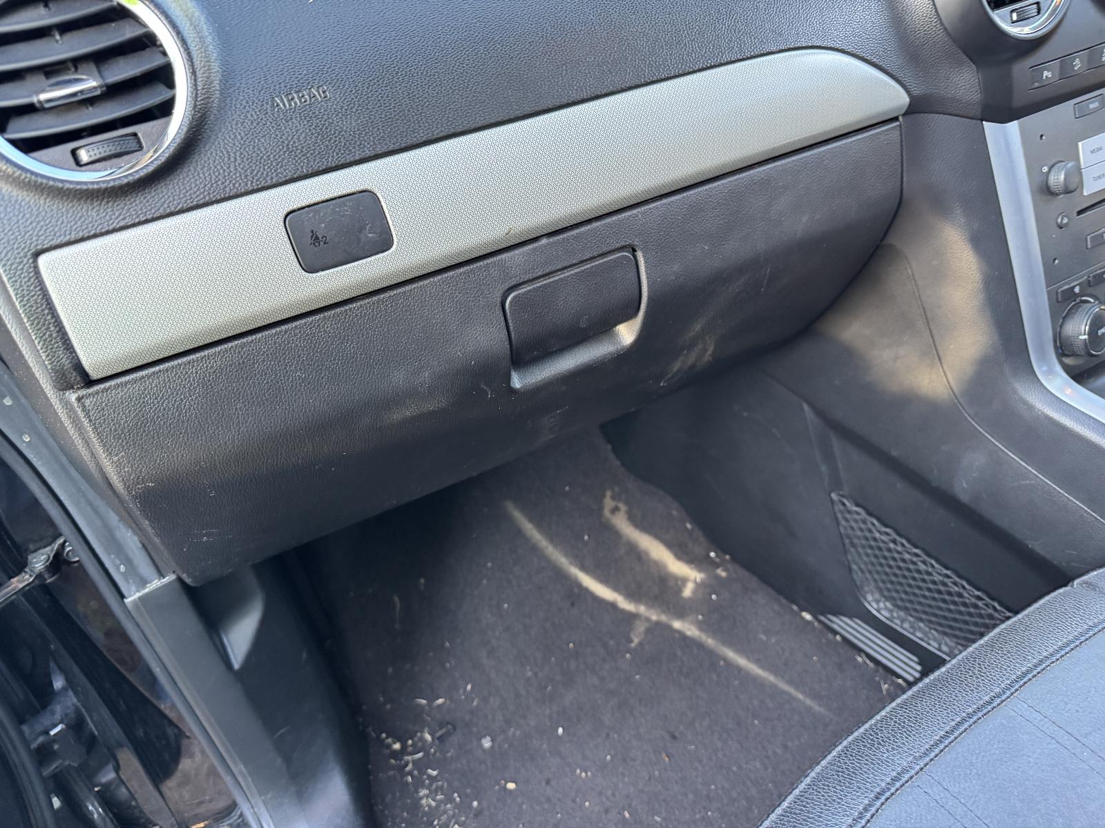 View HOLDEN CAPTIVA 2013 5 Door Station Wagon Breaking