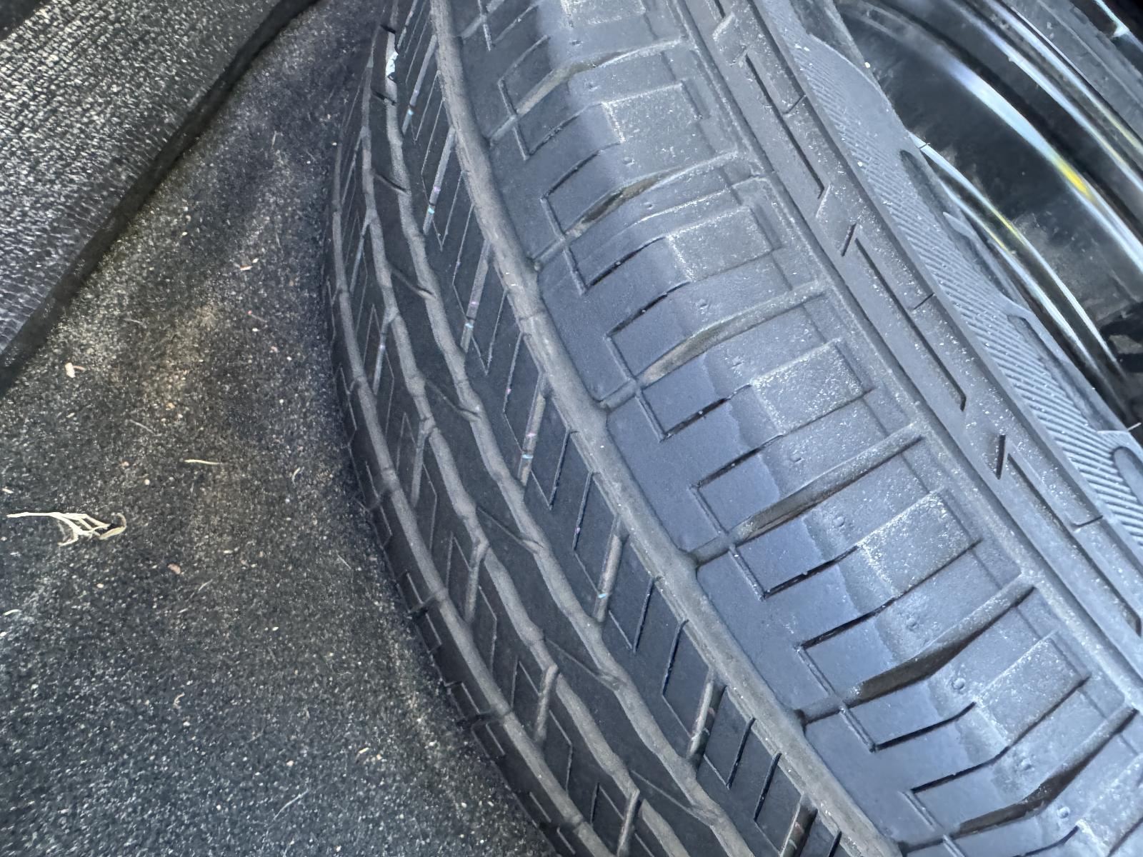 View HOLDEN CAPTIVA 2013 5 Door Station Wagon Breaking