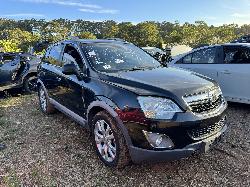 View HOLDEN CAPTIVA 2013 5 Door Station Wagon Breaking