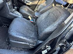 View HOLDEN CAPTIVA 2013 5 Door Station Wagon Breaking