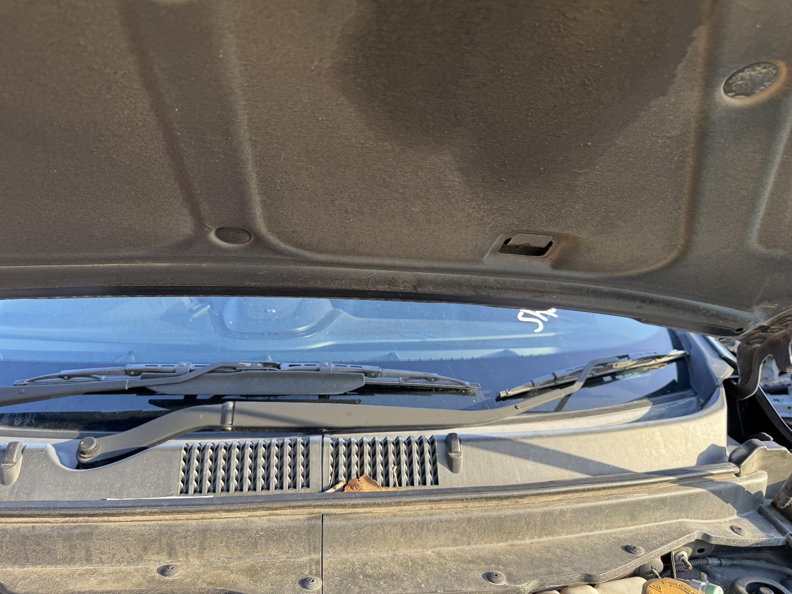 View HOLDEN CAPTIVA 2013 5 Door Station Wagon Breaking