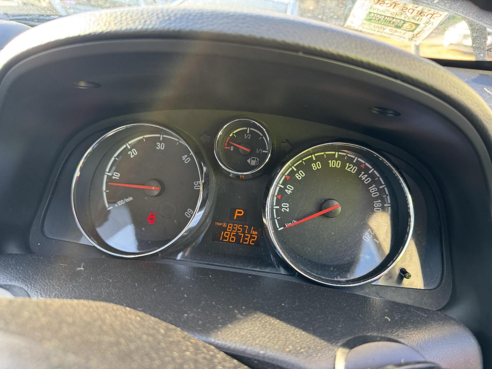View HOLDEN CAPTIVA 2013 5 Door Station Wagon Breaking