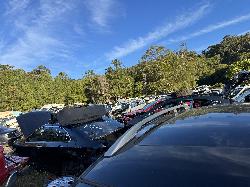 View HOLDEN CAPTIVA 2013 5 Door Station Wagon Breaking