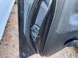 View HOLDEN CAPTIVA 2013 5 Door Station Wagon Breaking