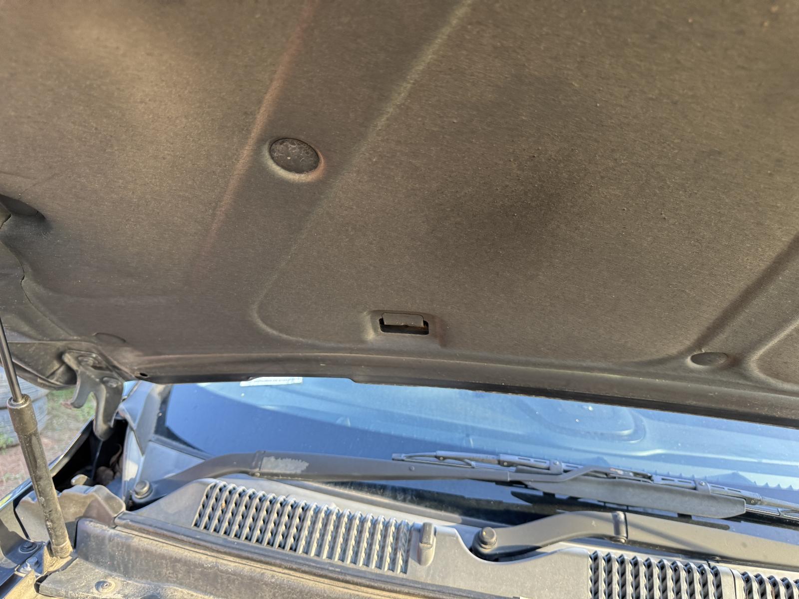 View HOLDEN CAPTIVA 2013 5 Door Station Wagon Breaking