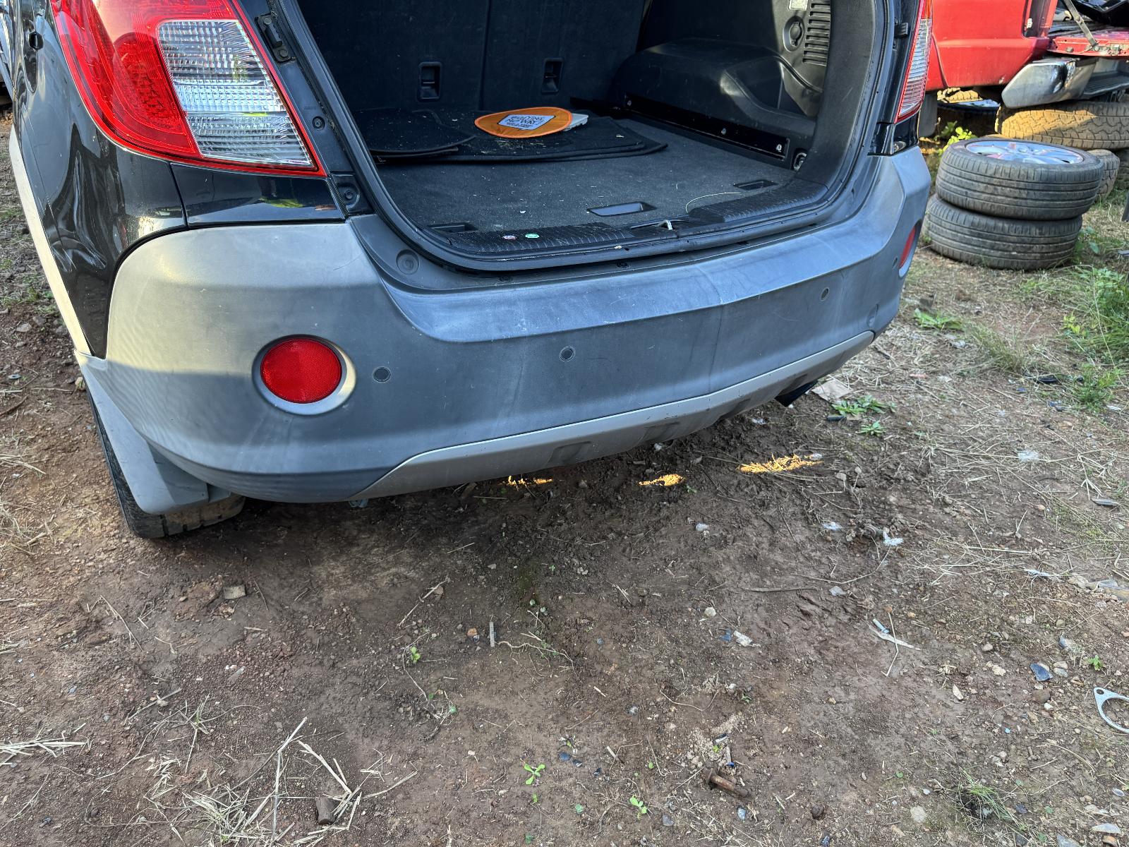 View HOLDEN CAPTIVA 2013 5 Door Station Wagon Breaking