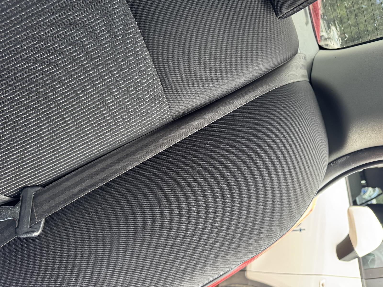 View MITSUBISHI LANCER 2010 4 Door Sedan Breaking
