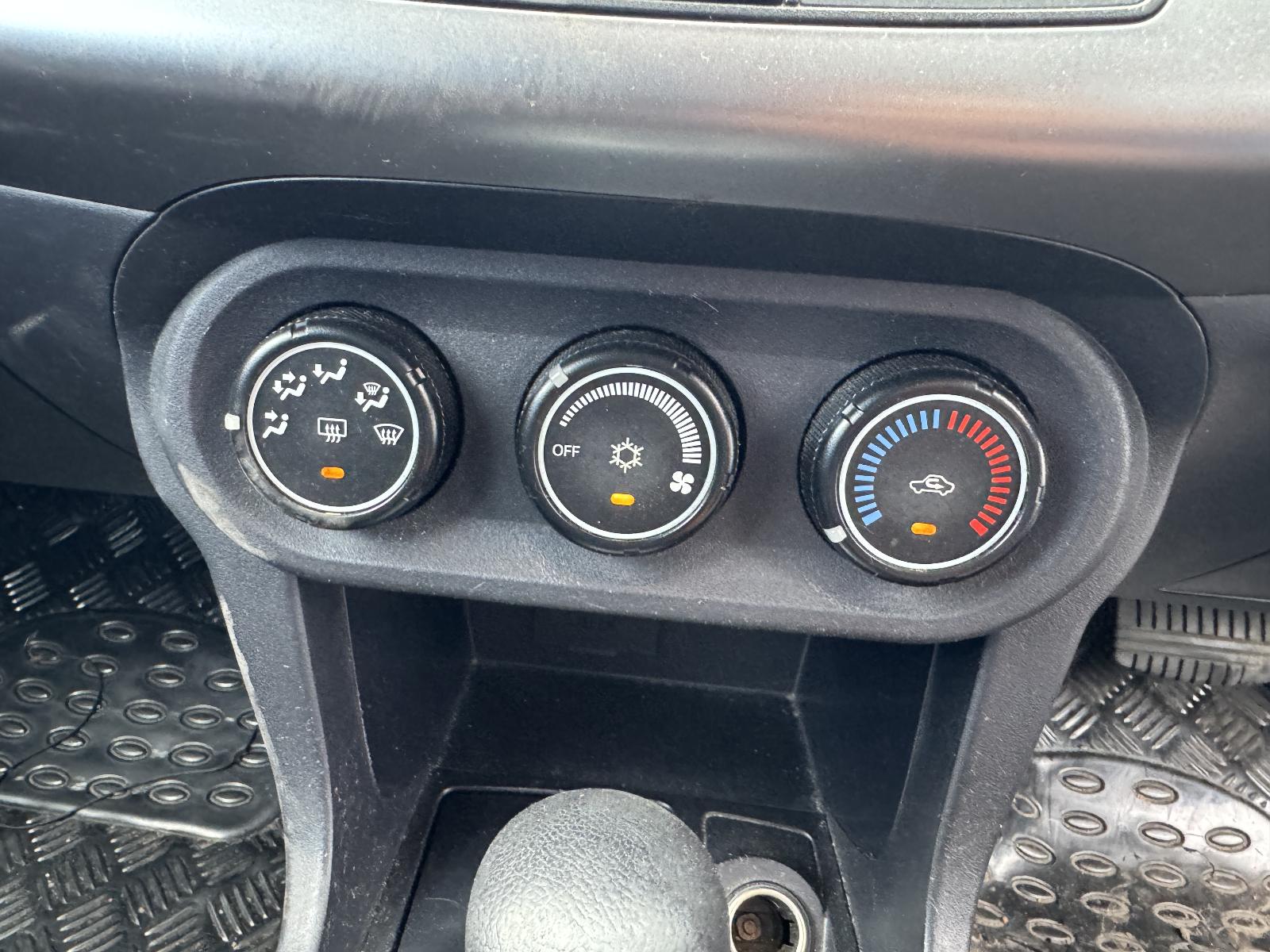 View MITSUBISHI LANCER 2010 4 Door Sedan Breaking
