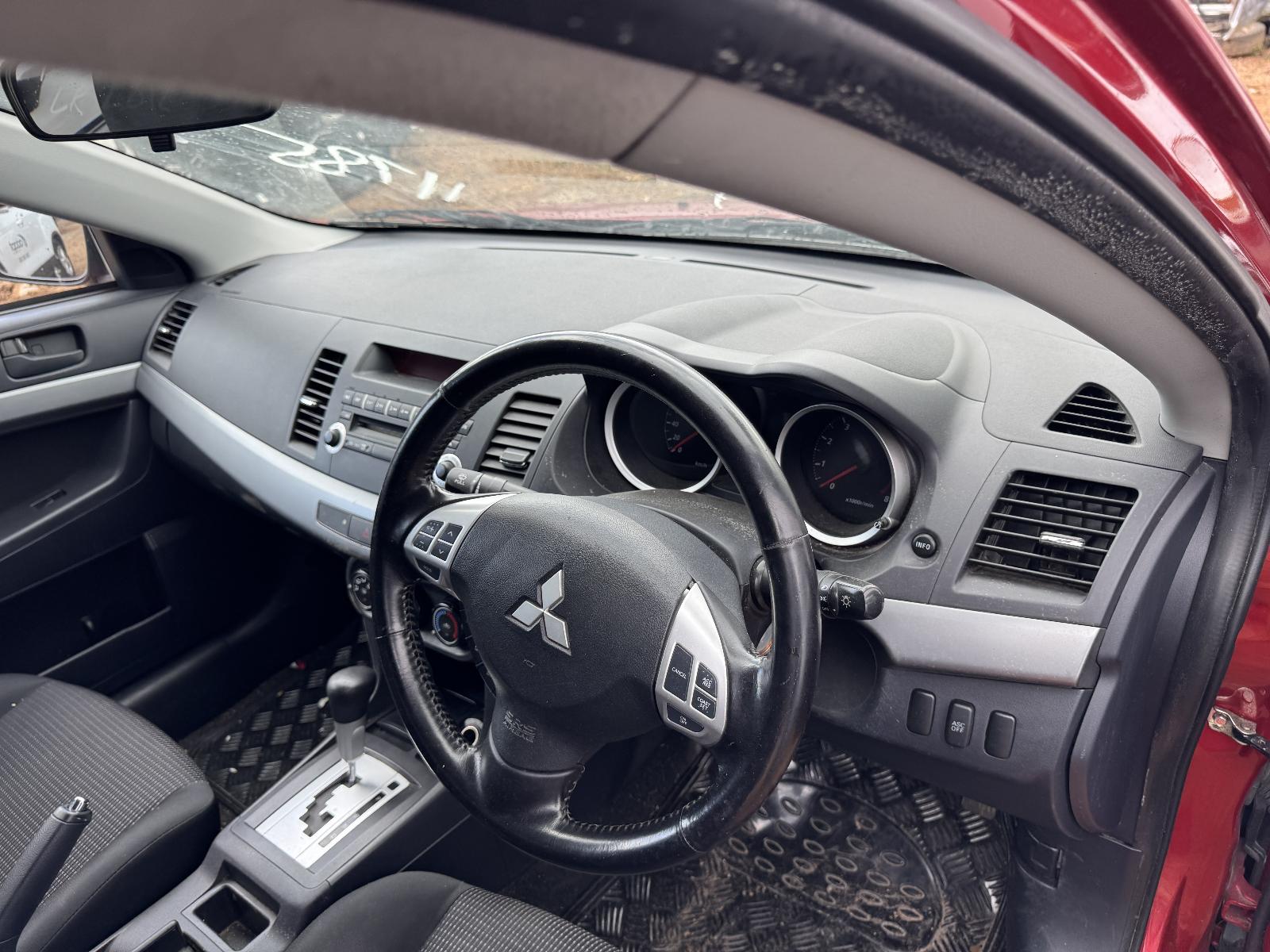 View MITSUBISHI LANCER 2010 4 Door Sedan Breaking